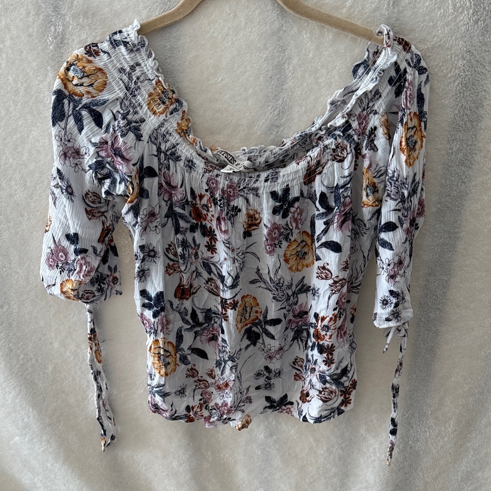 Chic Floral Smocked Blouse